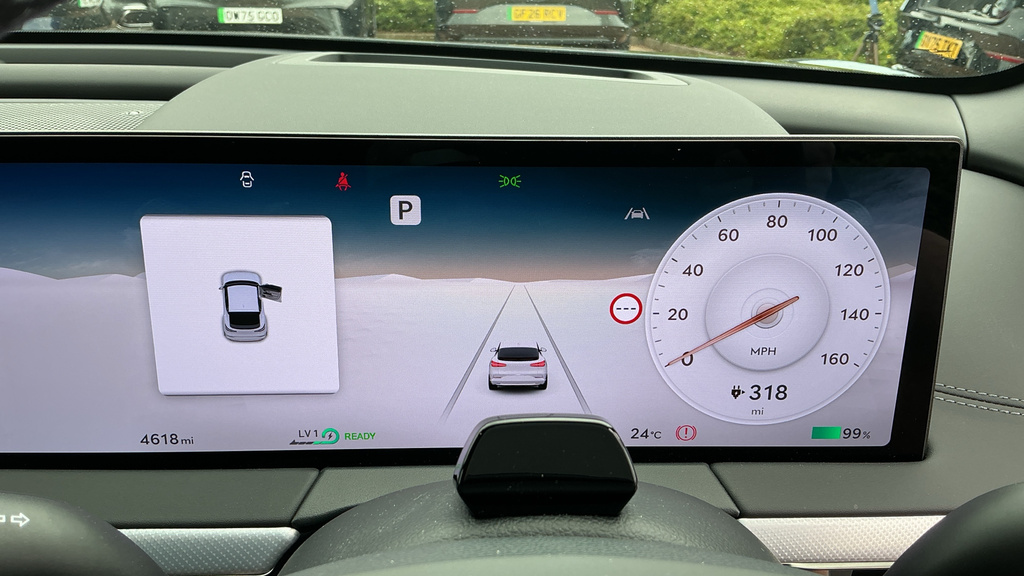 Genesis GV60 168Kw Premium 77.4Kwh Comfort Silver #14
