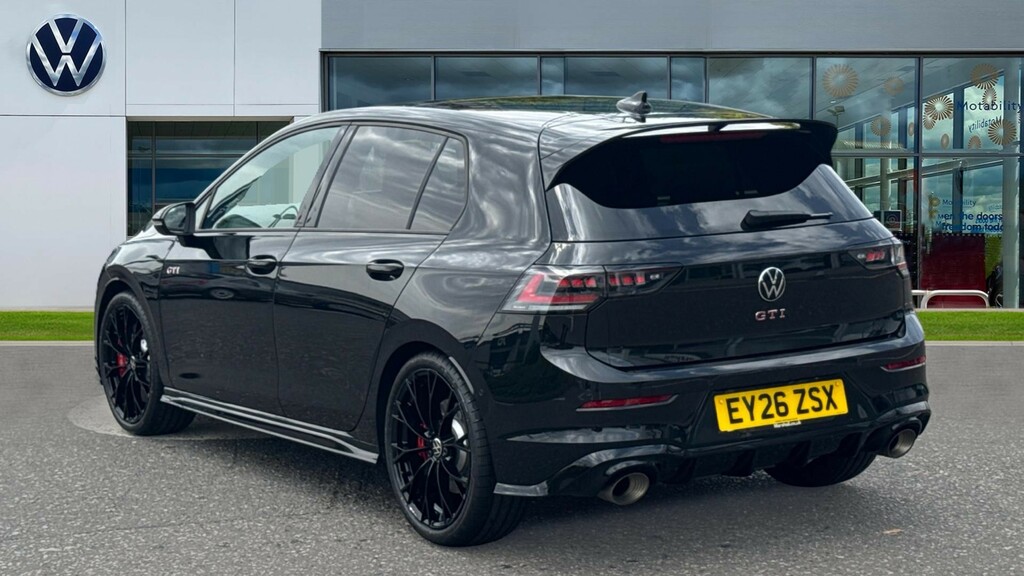 Volkswagen Golf Golf Hatch Gti Clubsport 2.0 Tsi 300 Ps 7-Speed Ds EY26ZSX Black #3