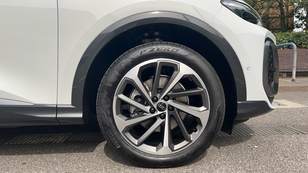 Audi Q5 Audi Q5 Sportback S Line Tfsi Quattro 204 Ps S Tro White #5