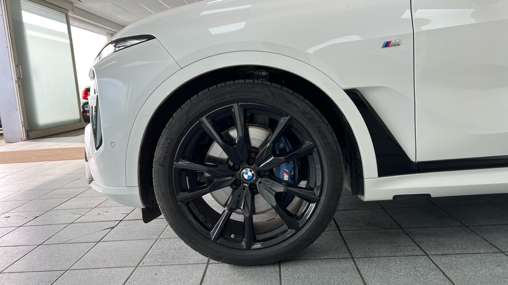 BMW X7 Xdrive M60i Step Ultimate Pack Black #25