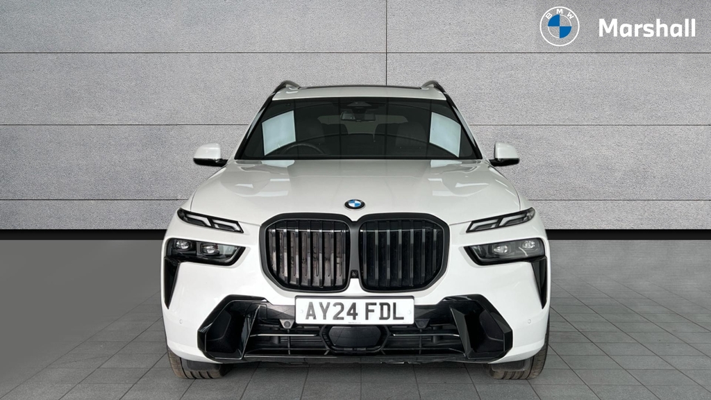 BMW X7 Xdrive M60i Step Ultimate Pack Black #16