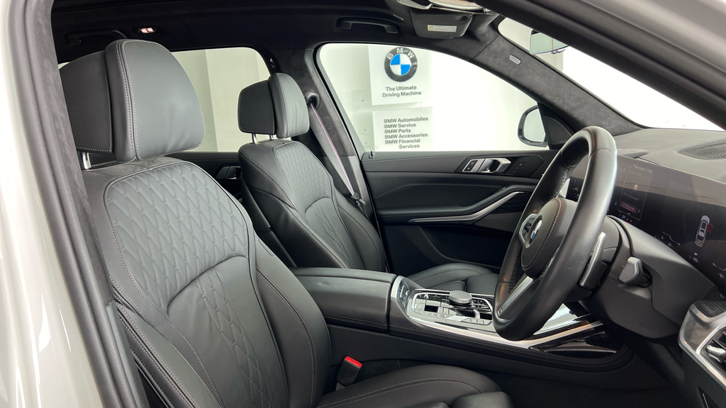 BMW X7 Xdrive M60i Step Ultimate Pack Black #11