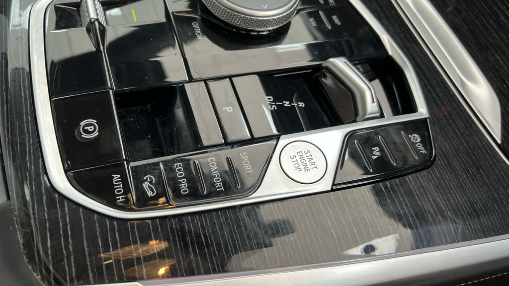 BMW X7 Xdrive M60i Step Ultimate Pack Black #19