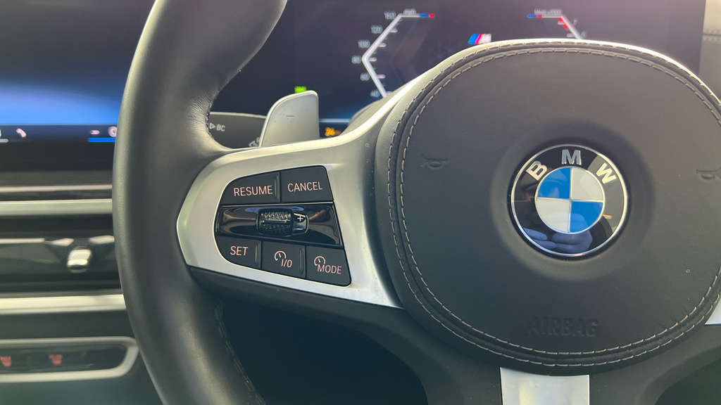 BMW X7 Xdrive M60i Step Ultimate Pack Black #17