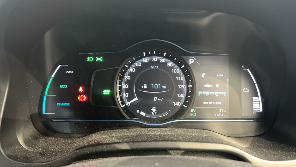 Hyundai Ioniq Hatchback  #13