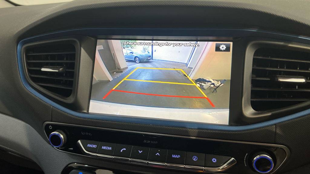 Hyundai Ioniq Hatchback  #26