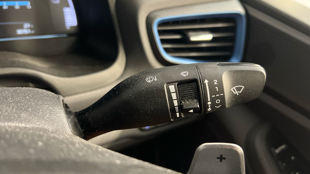 Hyundai Ioniq Hatchback  #24