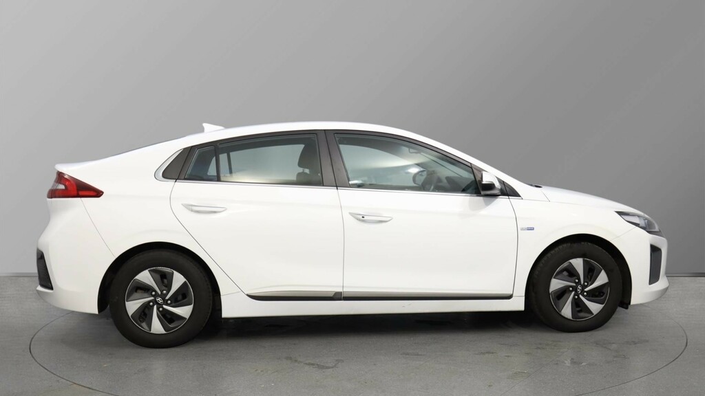 Hyundai Ioniq Ioniq 1.6 Gdi Hybrid Premium Dct White #2