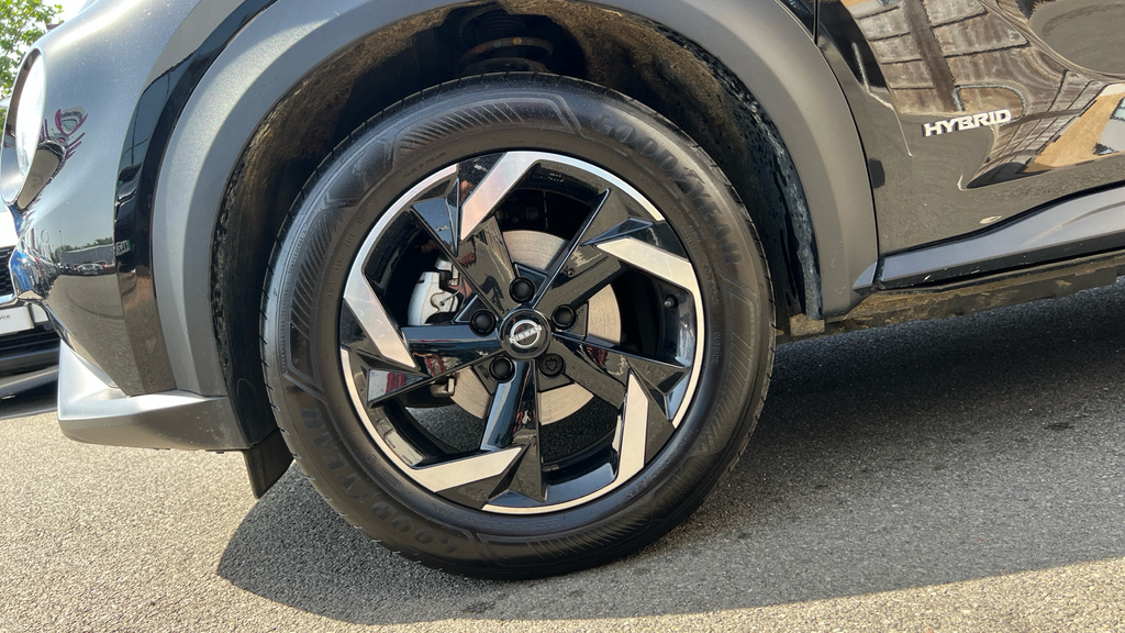 Nissan Juke Juke 1.6 Hybrid N-connecta Black #4
