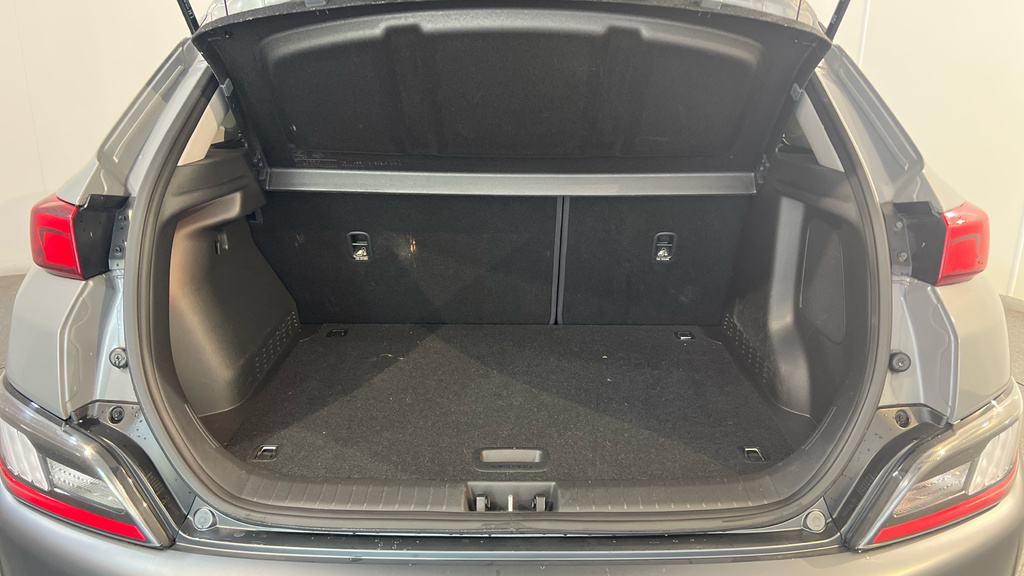 Hyundai Kona Premium Ev Red #15