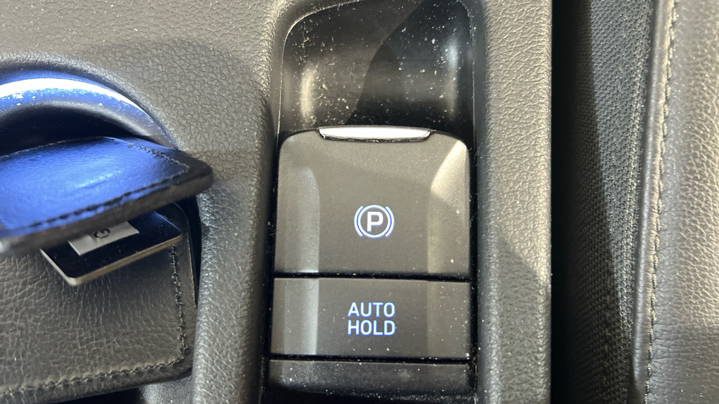 Hyundai Kona Premium Ev Red #41