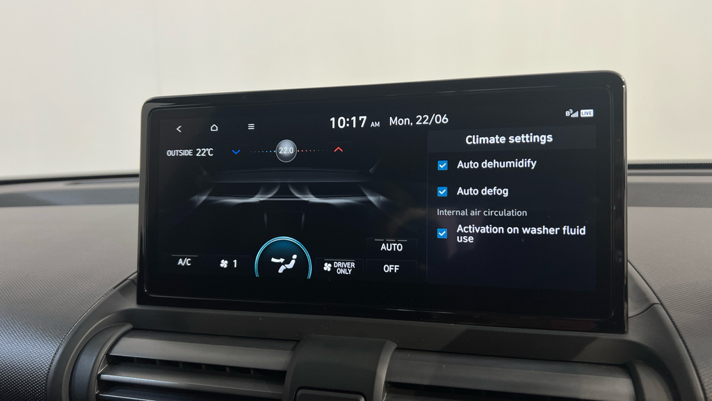 Hyundai Inster Long Range 49Kwh 02 White #42
