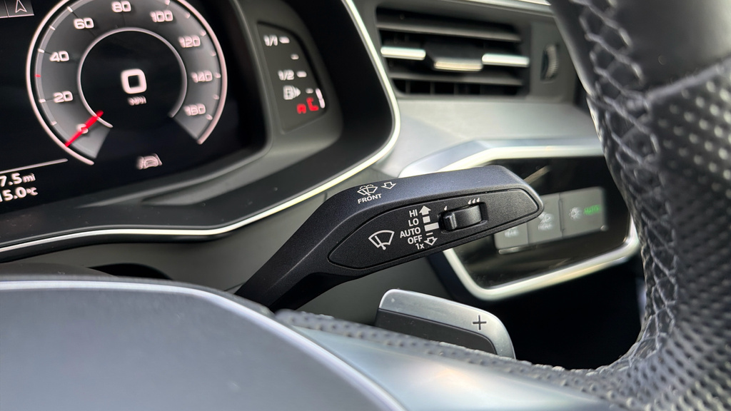 Audi A6 Saloon Sport White #30