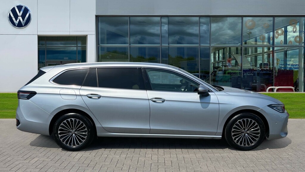Volkswagen Passat Passat 1.5 Tsi Ehybrid 272 Elegance Dsg Silver #4