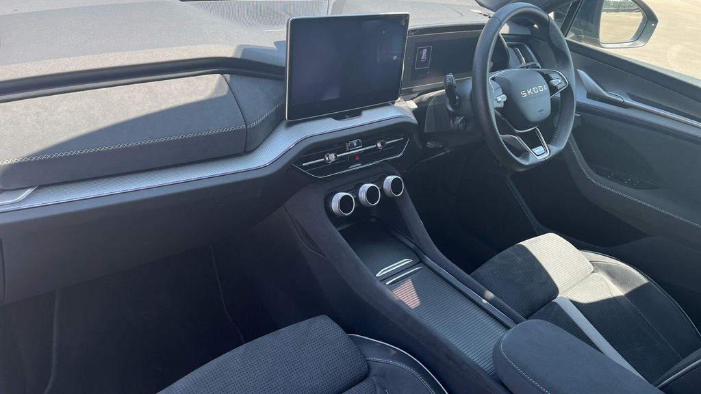 Skoda Kodiaq Kodiaq 1.5 Tsi E-tec Sportline Dsg 7 Seat Black #2