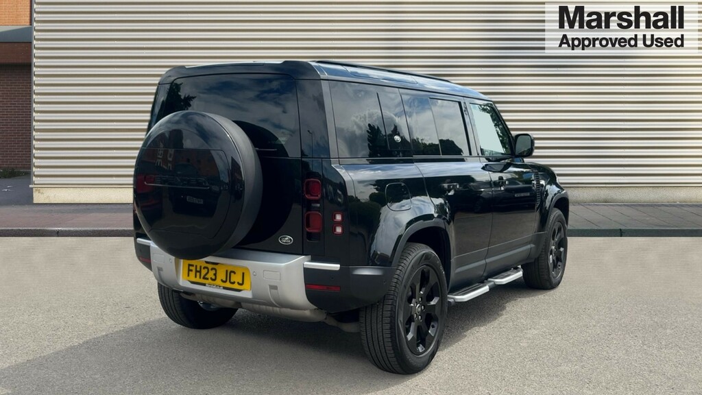 Land Rover Defender 110 Defender 3.0 D250 Se 110 FH23JCJ Black #3
