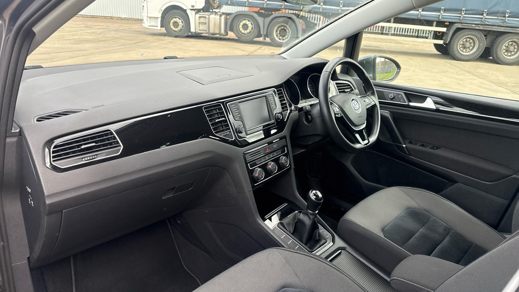 Volkswagen Golf SV 1.4 Tsi Gt 150Ps Mpv Blue #10