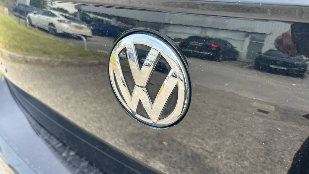 Volkswagen Polo 1.0 Se White #42