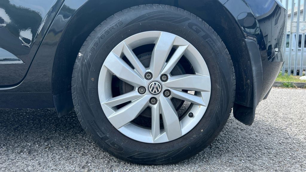 Volkswagen Polo 1.0 Se White #18