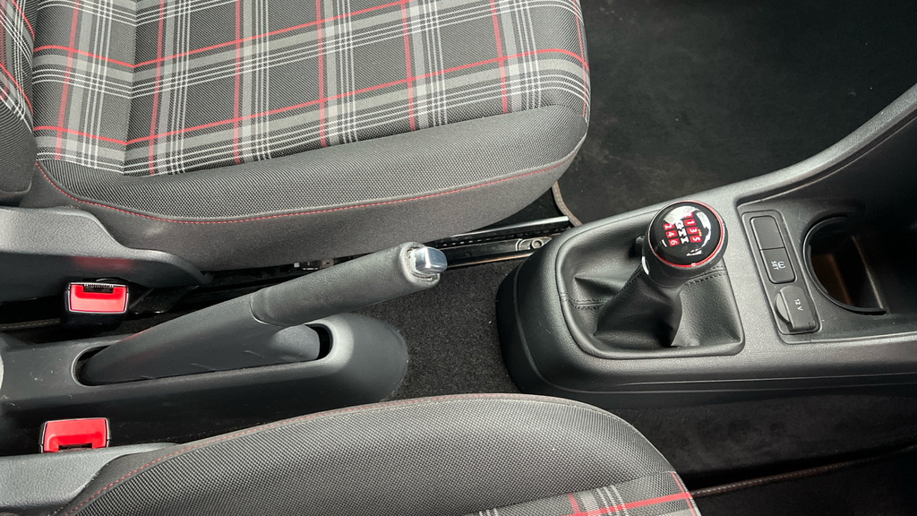 Volkswagen Up 1.0 115Ps Up Gti White #36