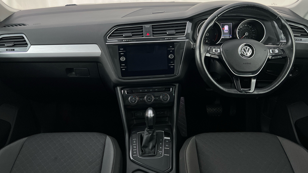 Volkswagen Tiguan Match Black #11