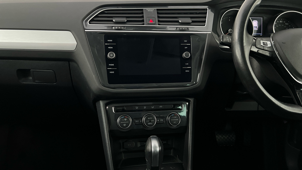 Volkswagen Tiguan Match Black #12