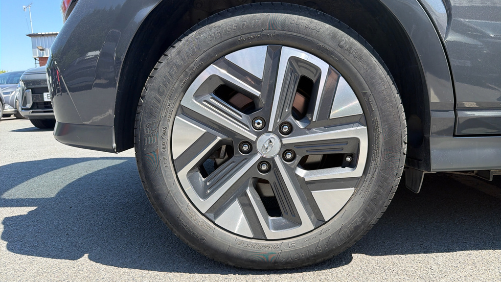 Hyundai Kona Suv Black #19
