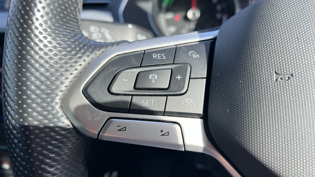 Volkswagen Passat 2.0 Tdi Evo Scr R-line Dsg Black #25