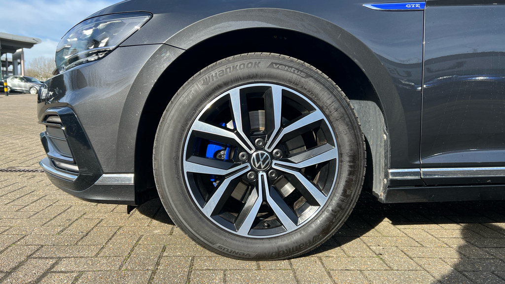 Volkswagen Passat 2.0 Tdi Evo Scr R-line Dsg Black #17