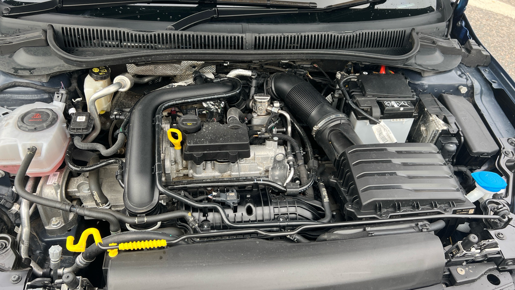 Volkswagen Polo R-line Black #17