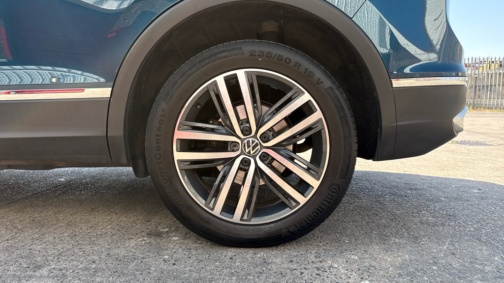 Volkswagen Tiguan Elegance Blue #18