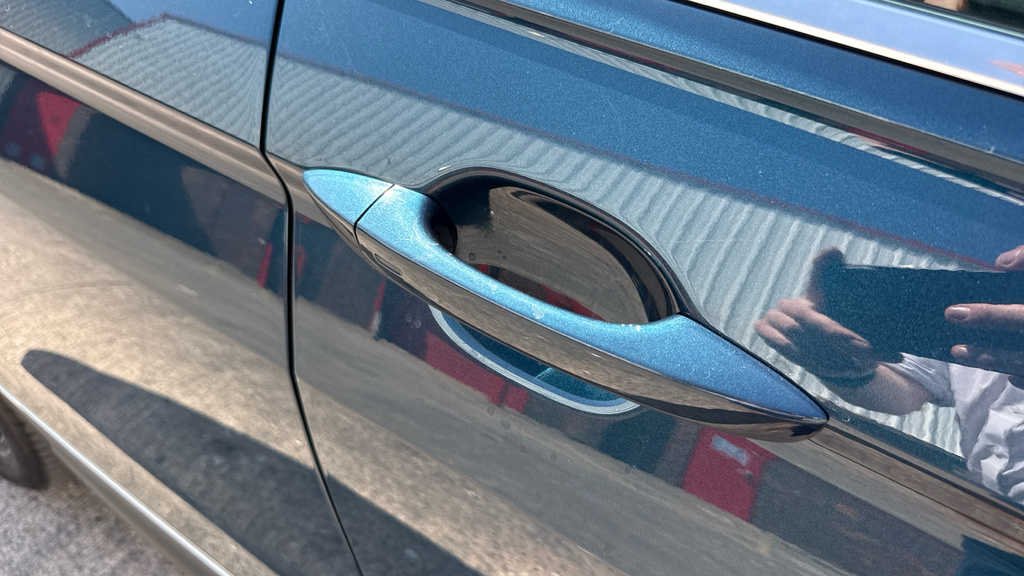 Volkswagen Tiguan Elegance Blue #25