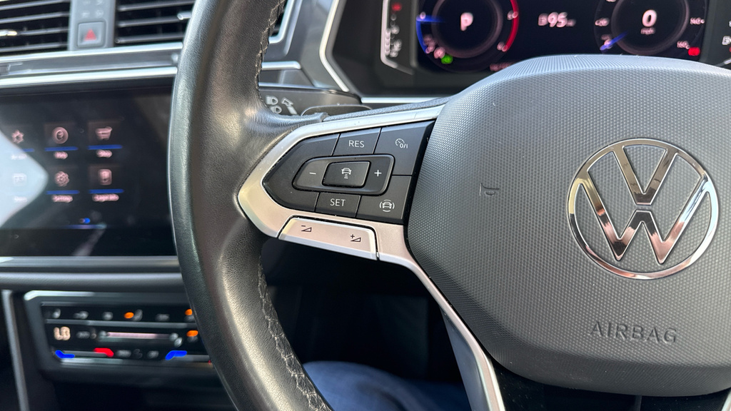 Volkswagen Tiguan Elegance Blue #46