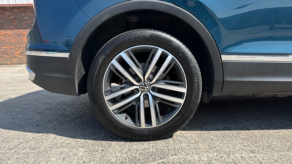 Volkswagen Tiguan Elegance Blue #4