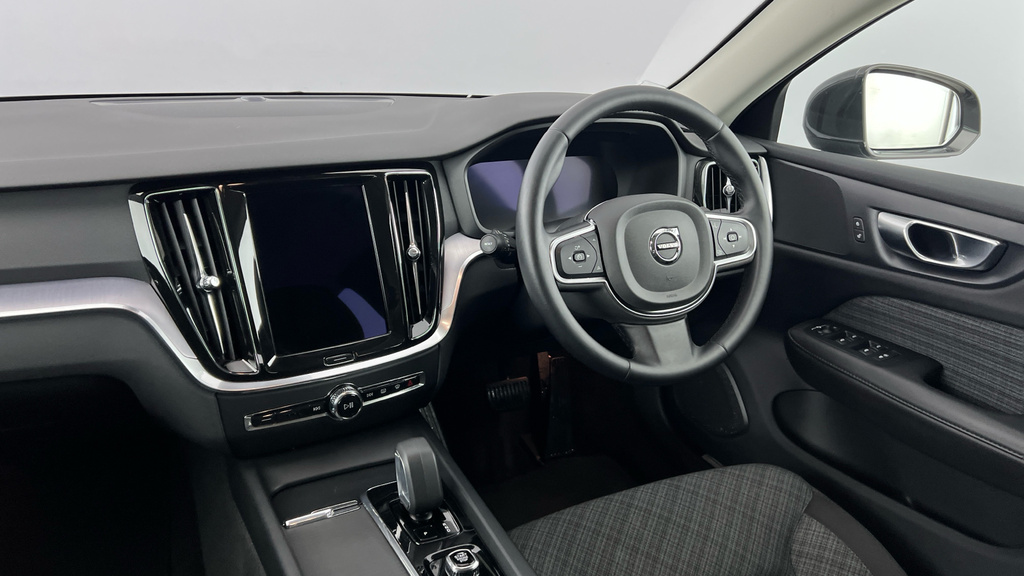 Volvo V60 Plus, B3 Mild Hybrid, Dark Grey #8