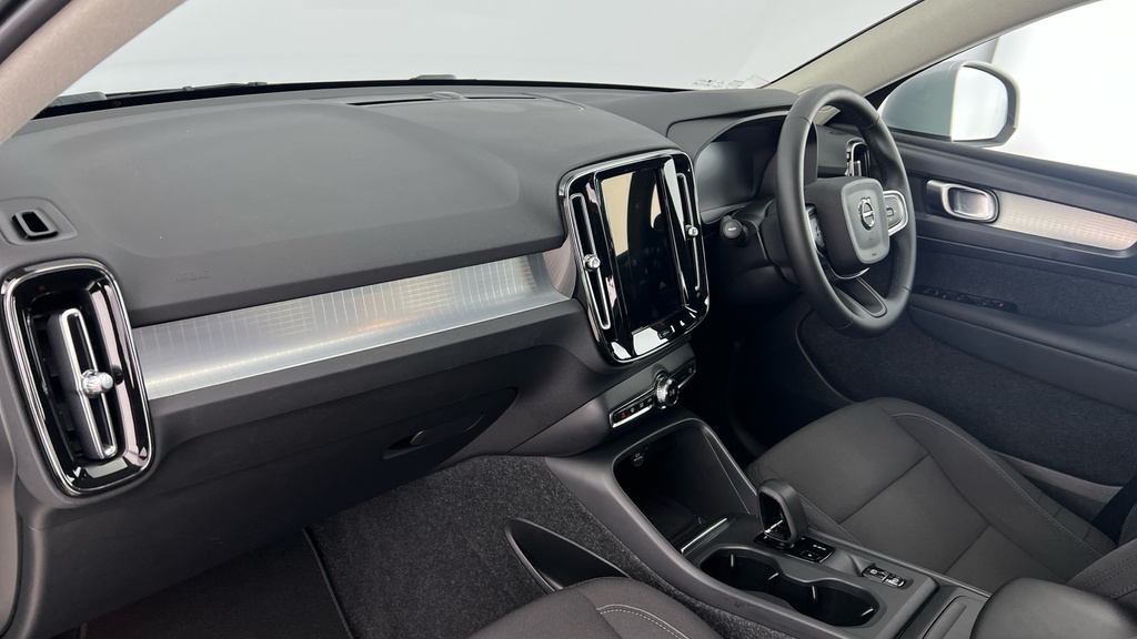 Volvo XC40 Xc40 1.5 T3 163 Momentum Geartronic Silver #6