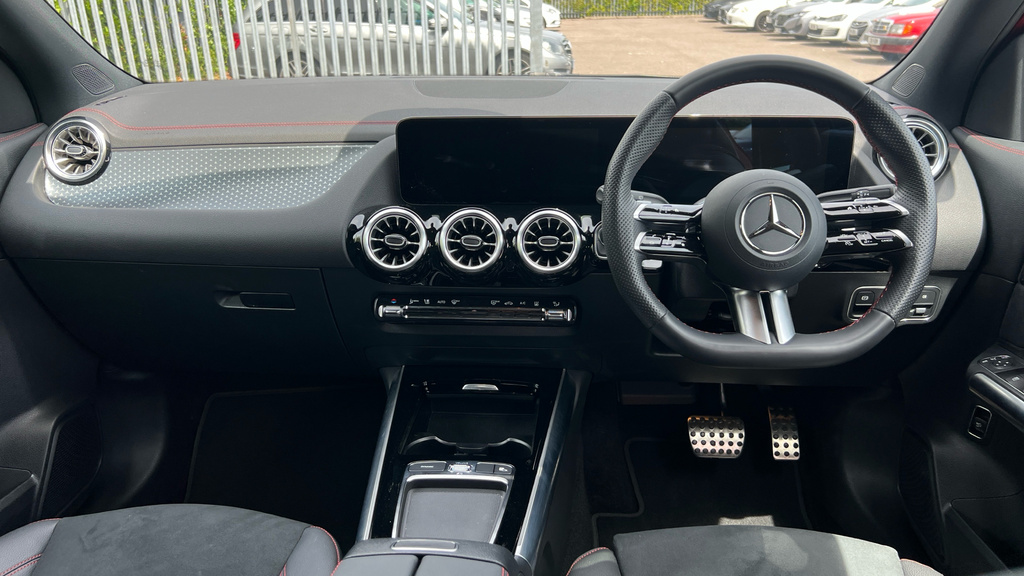 Mercedes-Benz EQA Eqa 250 140Kw Amg Line Executive 70.5Kwh Black #23