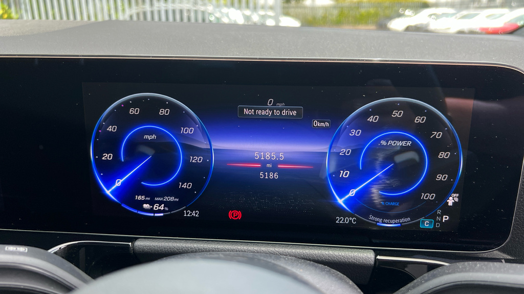 Mercedes-Benz EQA Eqa 250 140Kw Amg Line Executive 70.5Kwh Black #16
