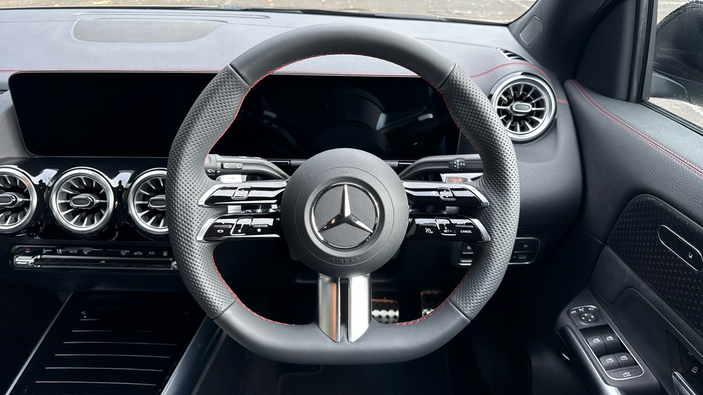 Mercedes-Benz EQA Eqa 250 140Kw Urban Edition 70.5Kwh Black #12