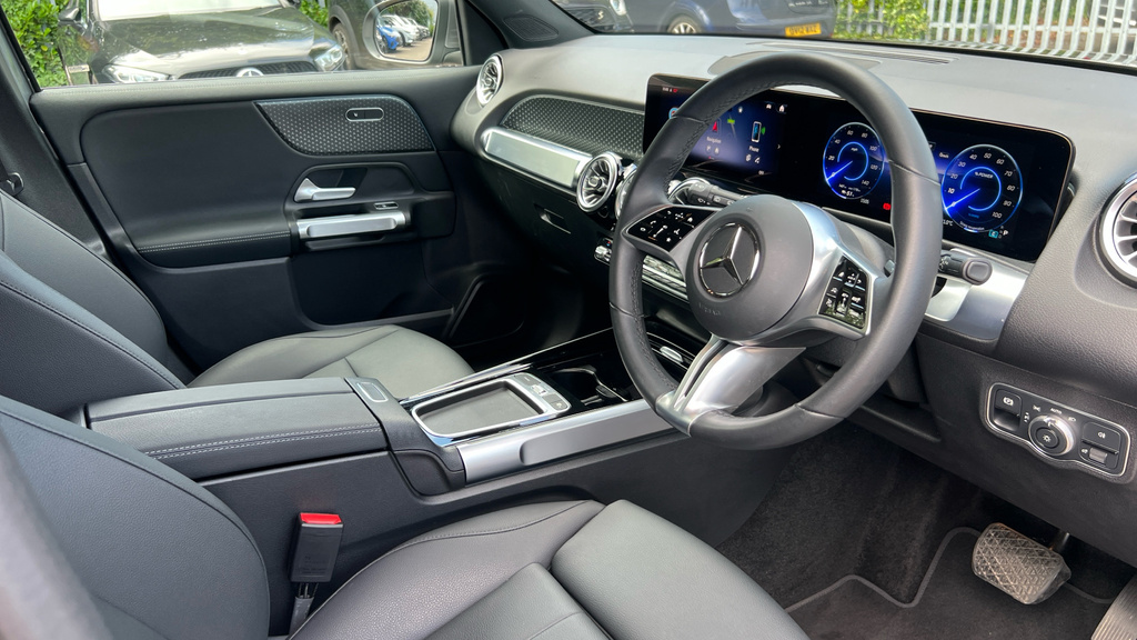 Mercedes-Benz EQB Eqb 250 140Kw Sport Executive 70.5Kwh Grey #3