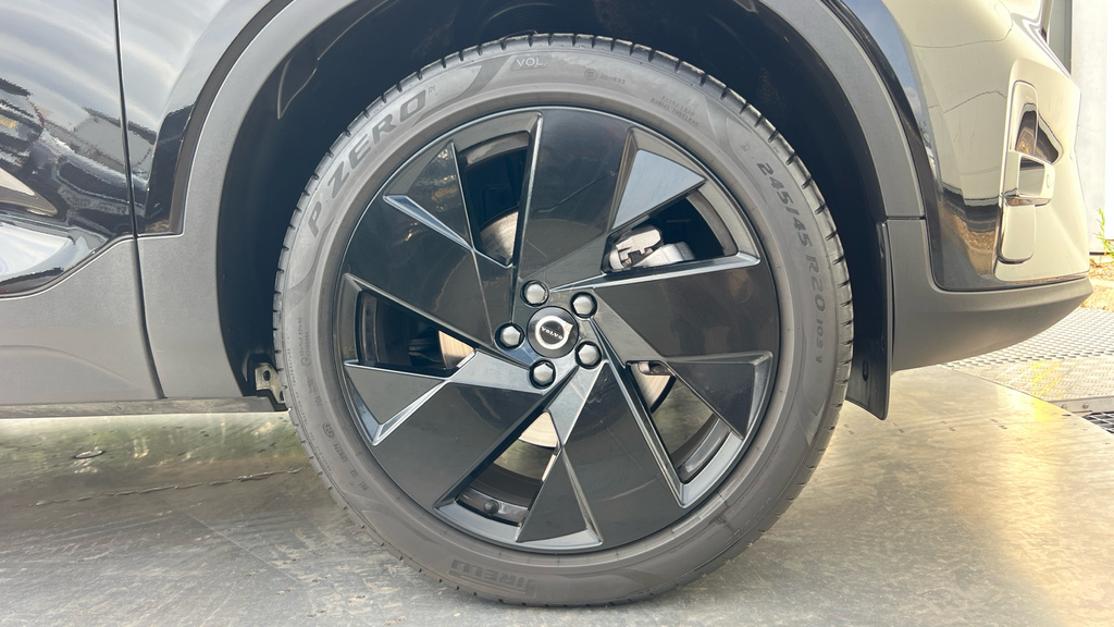 Volvo XC40 Black Edition Plus B4 Mild Hybrid White #9