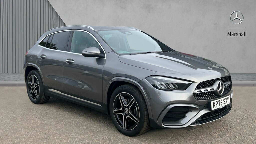 Mercedes-Benz GLA Class Gla 200 Amg Line Executive Grey
