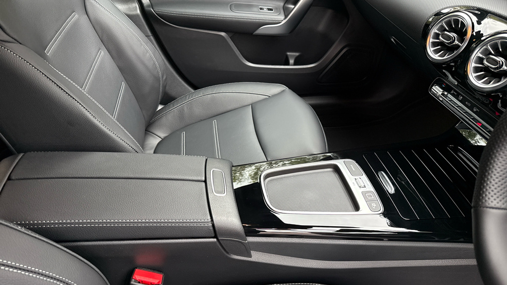 Mercedes-Benz A Class A180 Amg Line Premium Grey #34