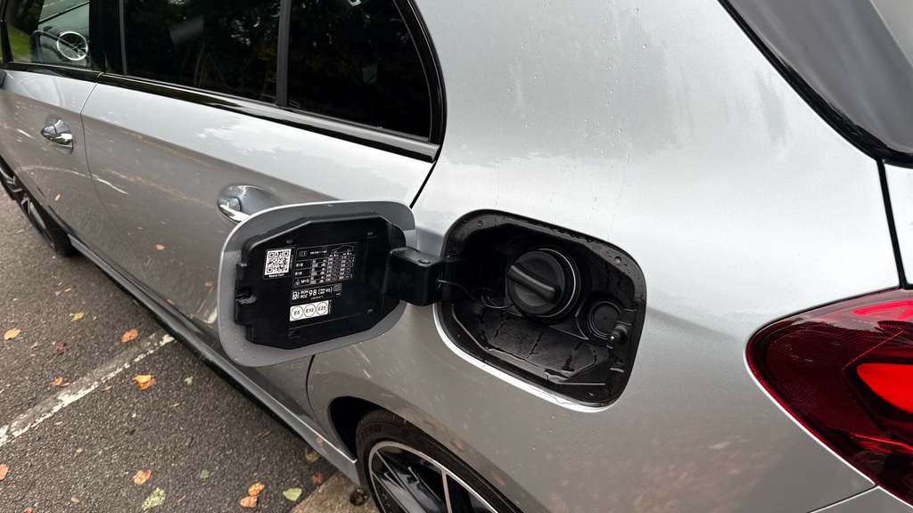 Mercedes-Benz A Class A180 Amg Line Premium Grey #28