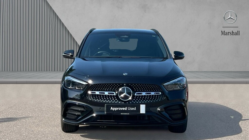 Mercedes-Benz GLA Class Gla 200 Amg Line Premium Black #6
