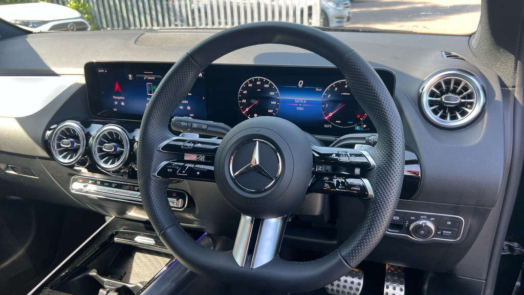 Mercedes-Benz GLA Class 250E 15.6Kwh Amg Line Black #12