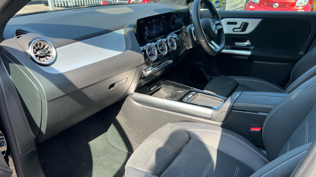 Mercedes-Benz GLA Class 250E 15.6Kwh Amg Line Black #11