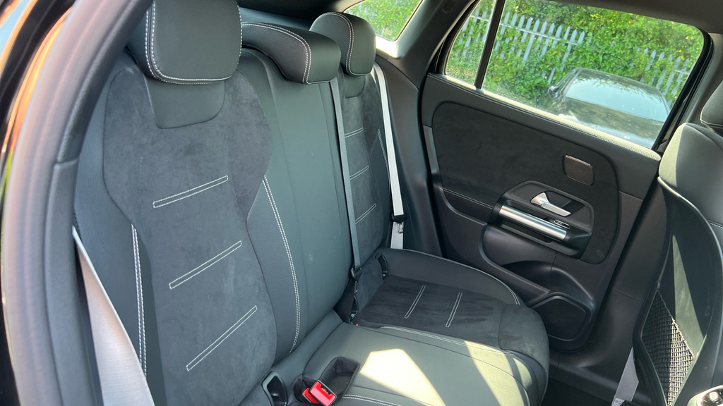 Mercedes-Benz GLA Class 250E 15.6Kwh Amg Line Black #15