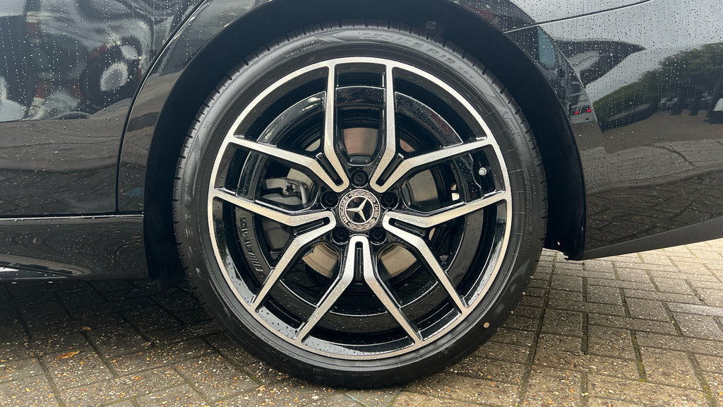 Mercedes-Benz C Class C220d Amg Line Premium Plus 9G-tronic Grey #26
