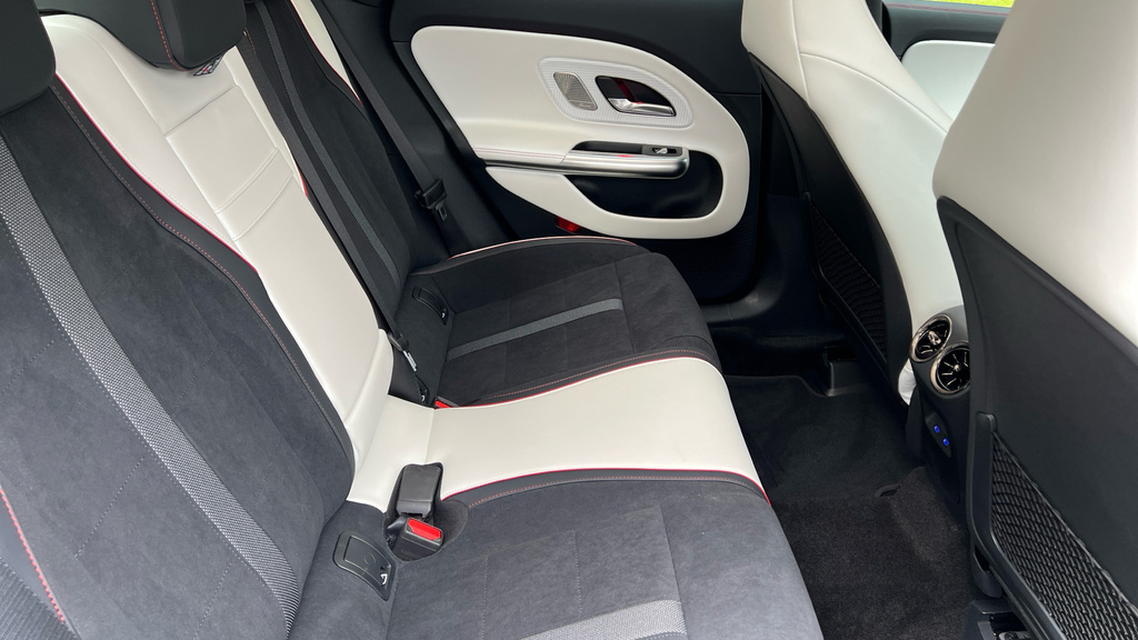Mercedes-Benz CLA Class 1.3 Cla180h Mhev Amg Line Premium Plus Coupe YN26OLT Black #24